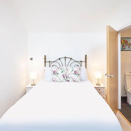 Host & Stay - Penthouse Pad Scarborough Eksteriør bilde